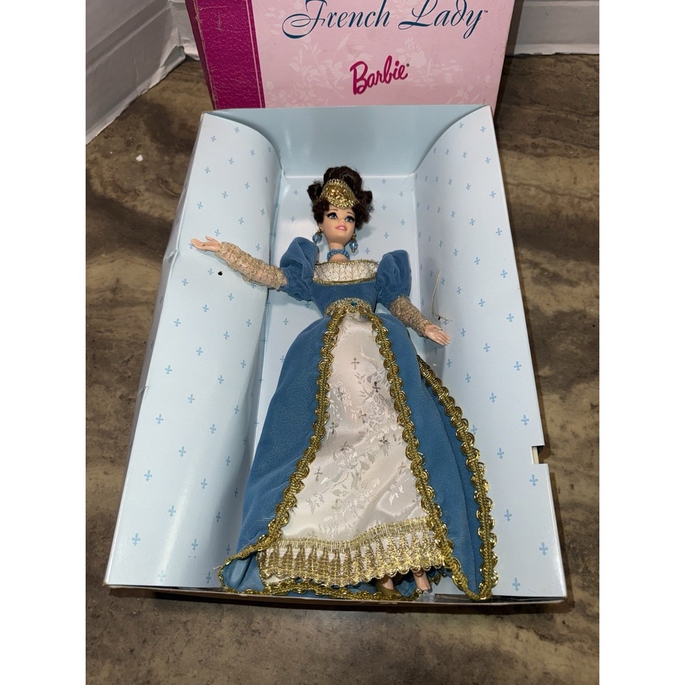 Barbie Girl Doll Great Eras Collection French Lady‎ Barbie World Culture